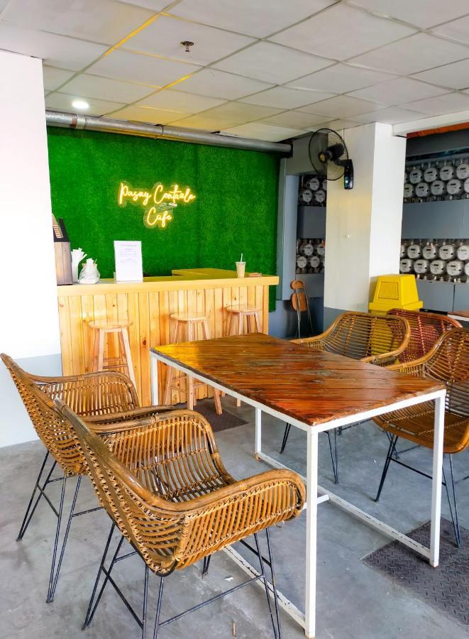 Pasay Centrale Hotel Экстерьер фото