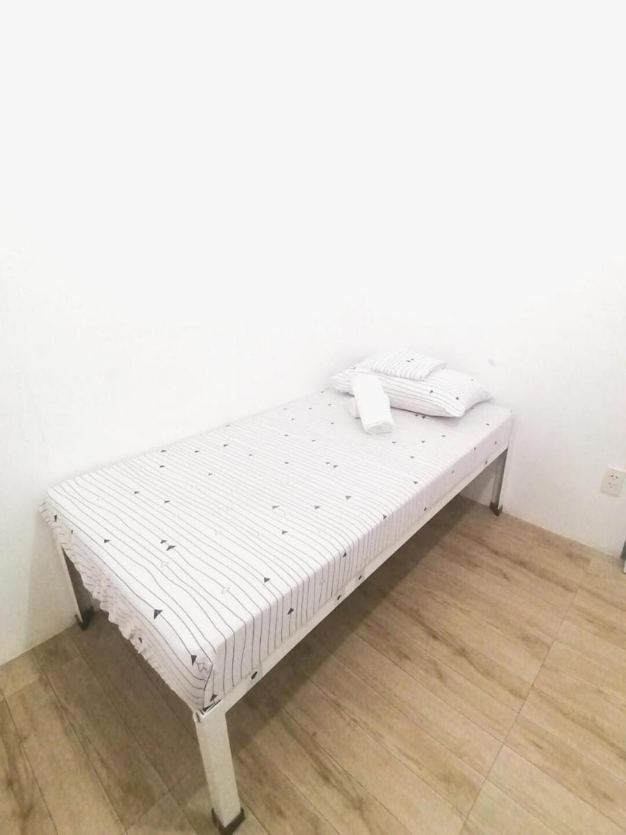 Pasay Centrale Hotel Экстерьер фото