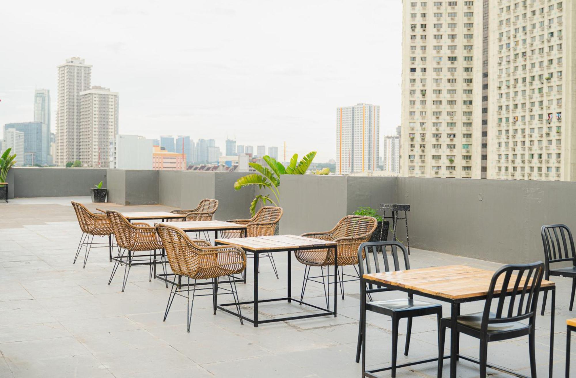 Pasay Centrale Hotel Экстерьер фото